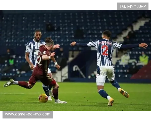 尤文图斯弧顶传切制造门前混战